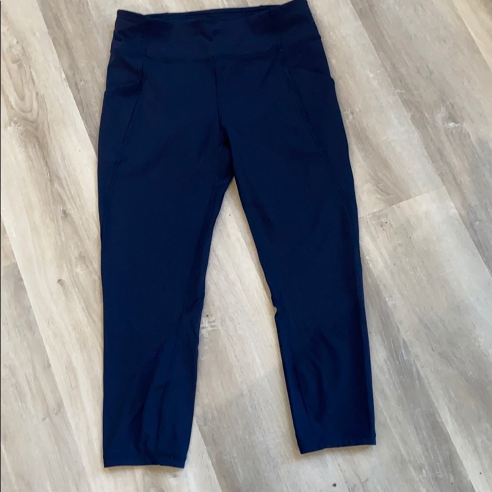 Navy blue three quarter lulu lemon leggings